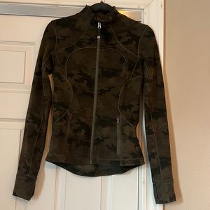 Lululemon camo jacket size 4